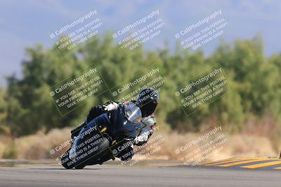 media/Nov-06-2022-SoCal Trackdays (Sun) [[208d2ccc26]]/Turn 7 Set 1 (1050am)/